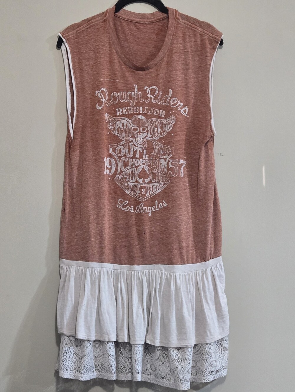 Sleeveless Rust and White Layered Graphic Dress
